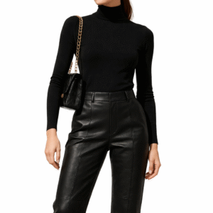 conjunto blusa gola e calça de couro